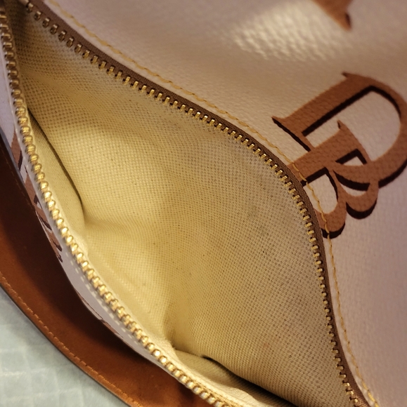 LiKE New ☆ Dooney & Bourke Large Shoulder Bag - Picture 8 of 11